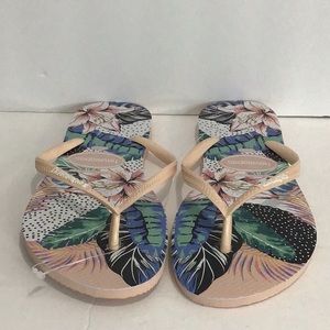 Havaianas Flip flops Slim Tropical Floral Sandals size 11/12